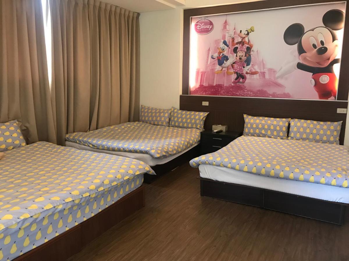 Apartmán Mickey House-Fuxing Tchaj-čung Exteriér fotografie